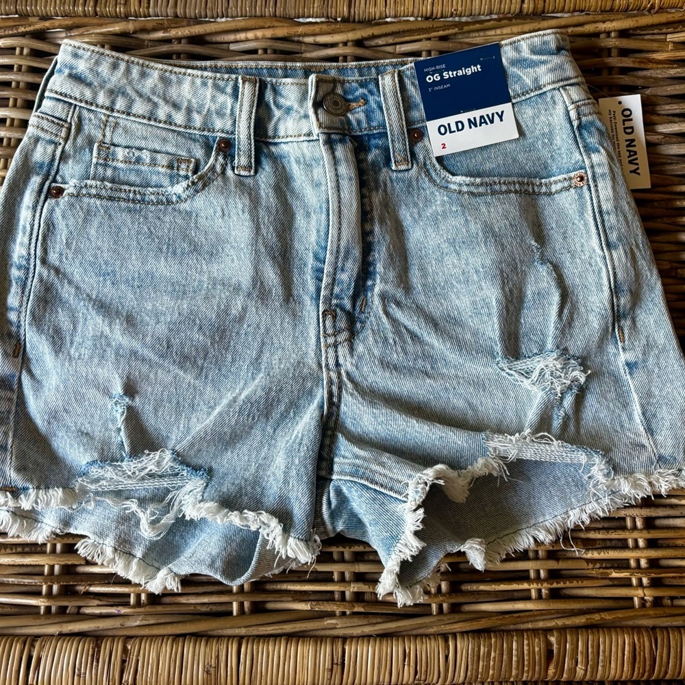 Old Navy-OG Straight 3” inseam NWT- high rise spring break vacation